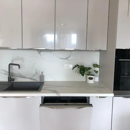 Olivia Apartment *