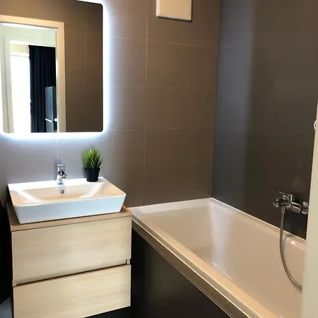 Olivia Apartment